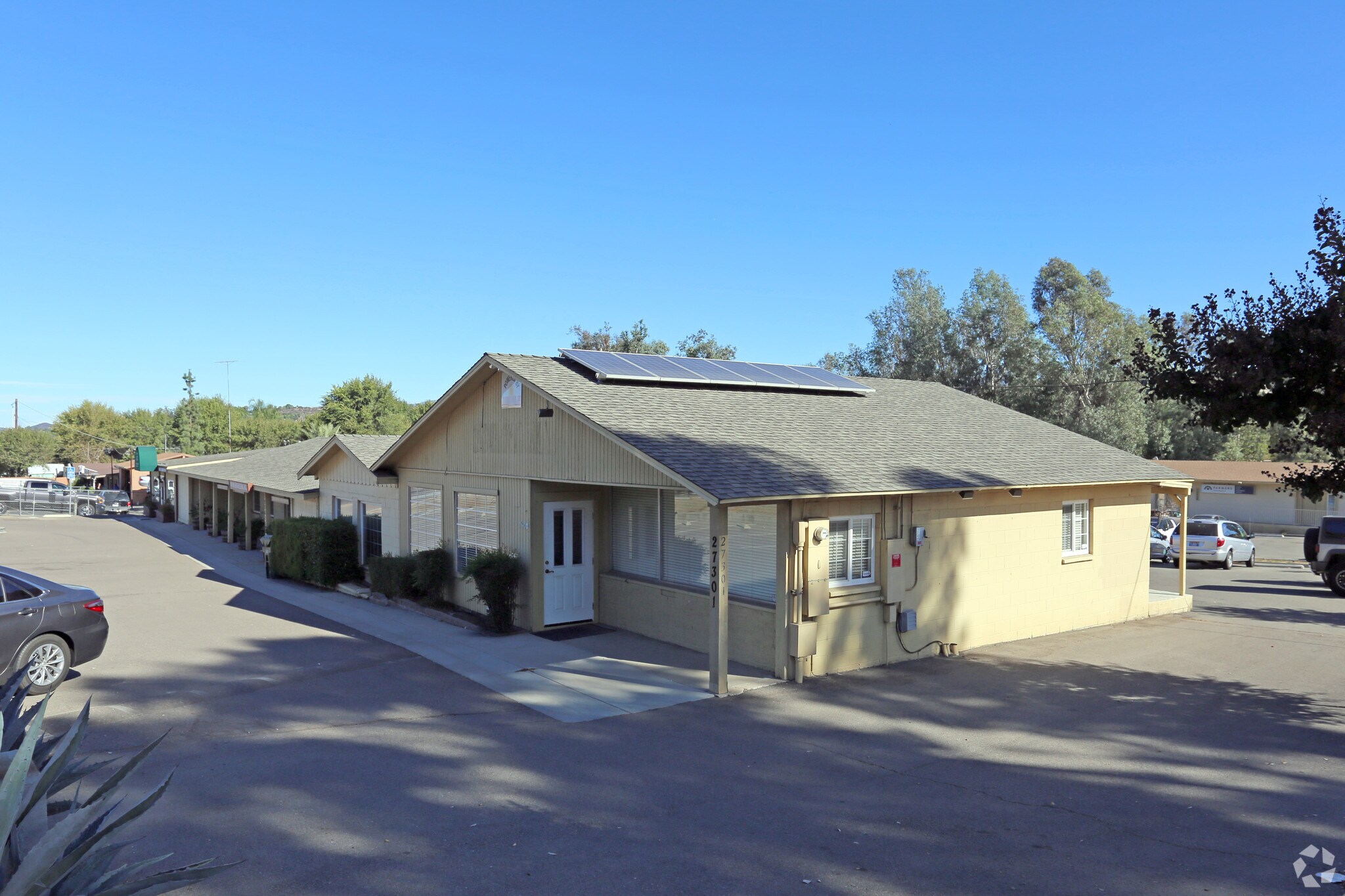 27301-27319 Valley Center Rd, Valley Center, CA for Rent