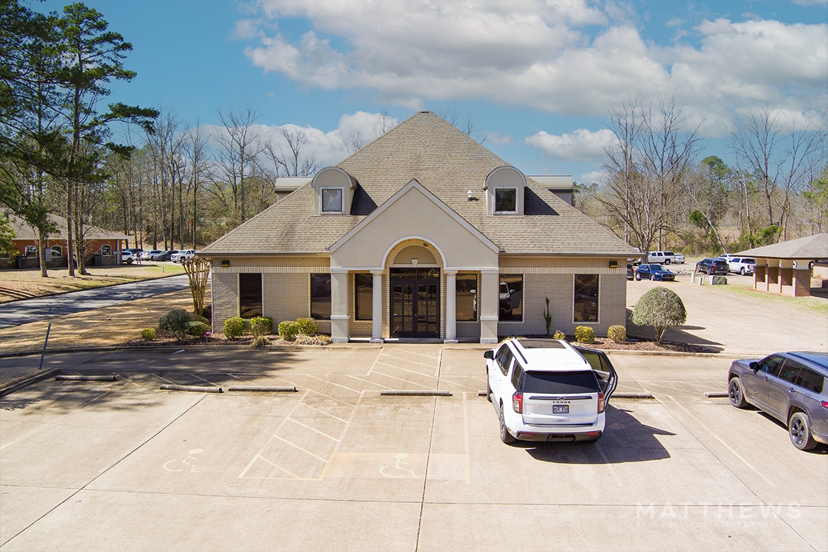 2906 Cypress Rd, Arkadelphia, AR for Sale