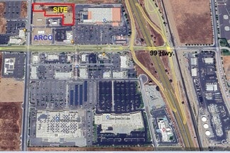 Delano, CA Commercial Land - 501 Woollomes Avenue