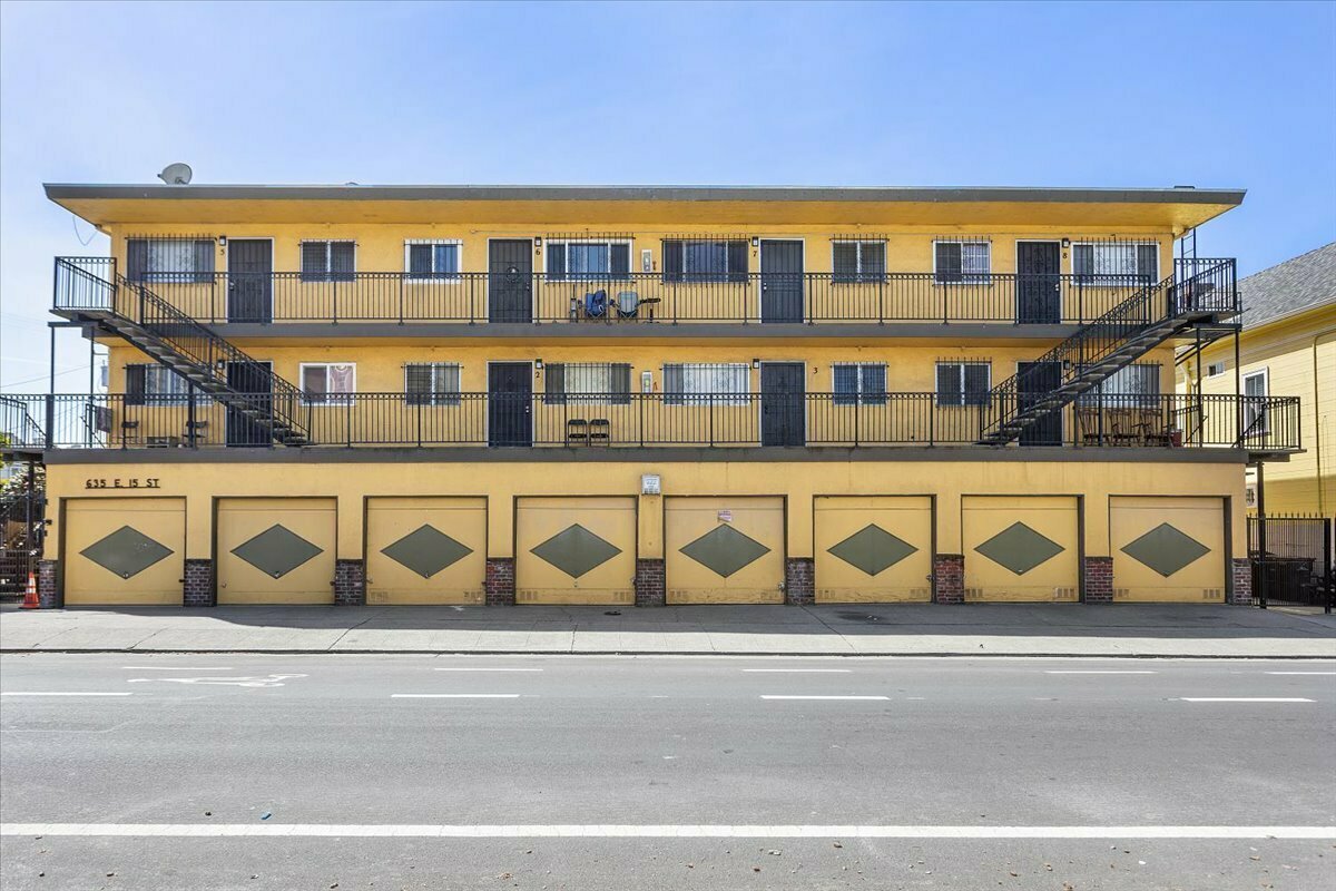 635 E 15th St, Oakland, CA for Sale