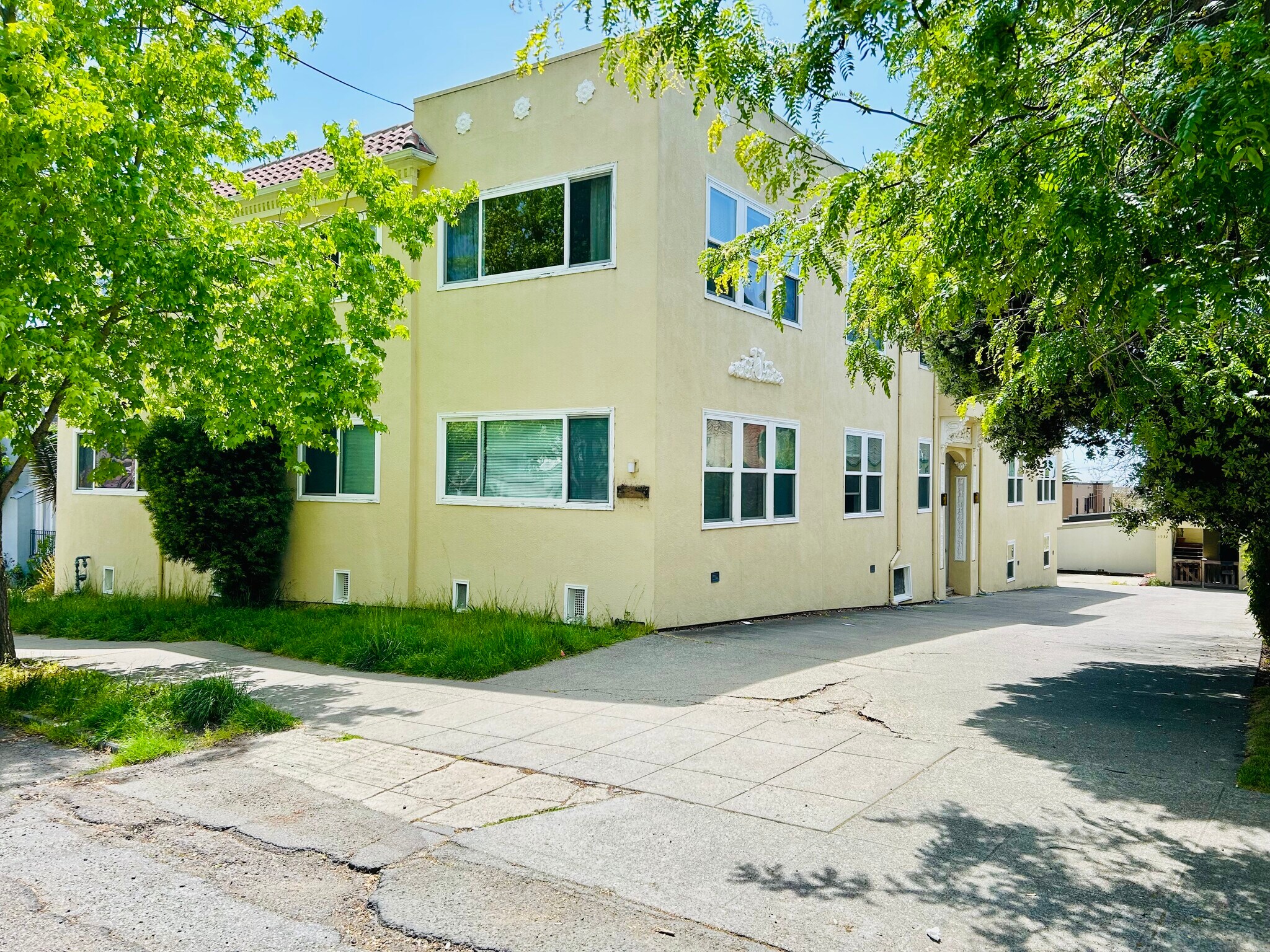 1534 Arch St, Berkeley, CA for Sale
