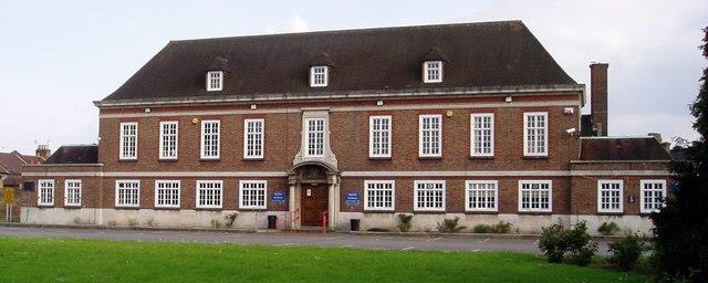 71 Lordship Ln, London, LND for Rent