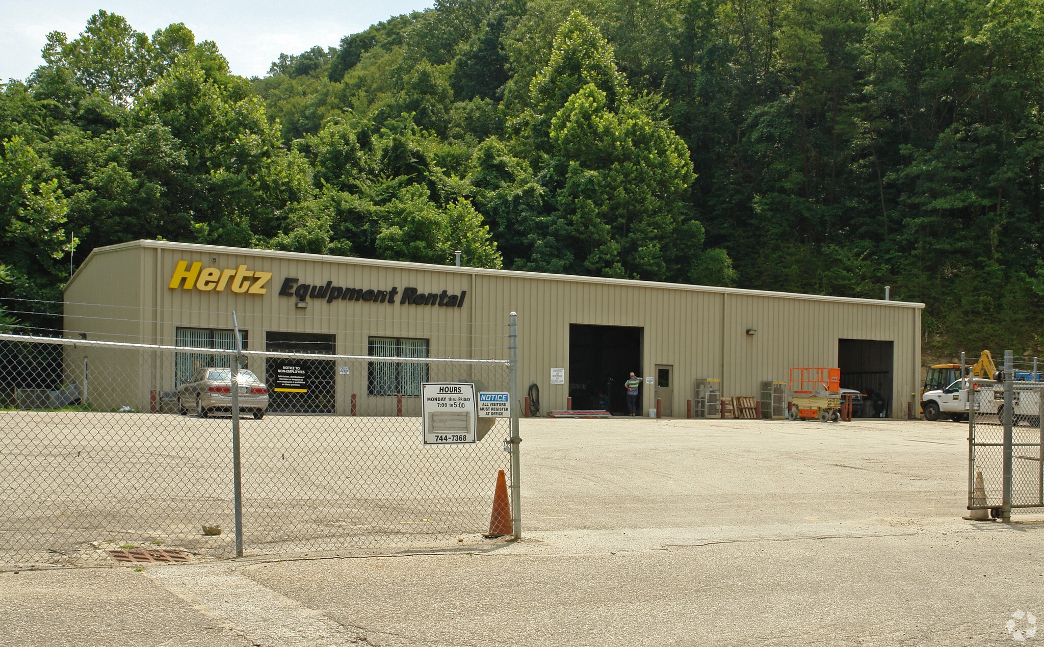 1000 Kramer St, South Charleston, WV for Rent