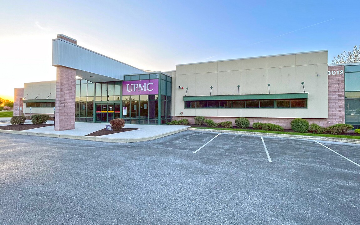 8012 Bretz Dr, Harrisburg, PA for Rent