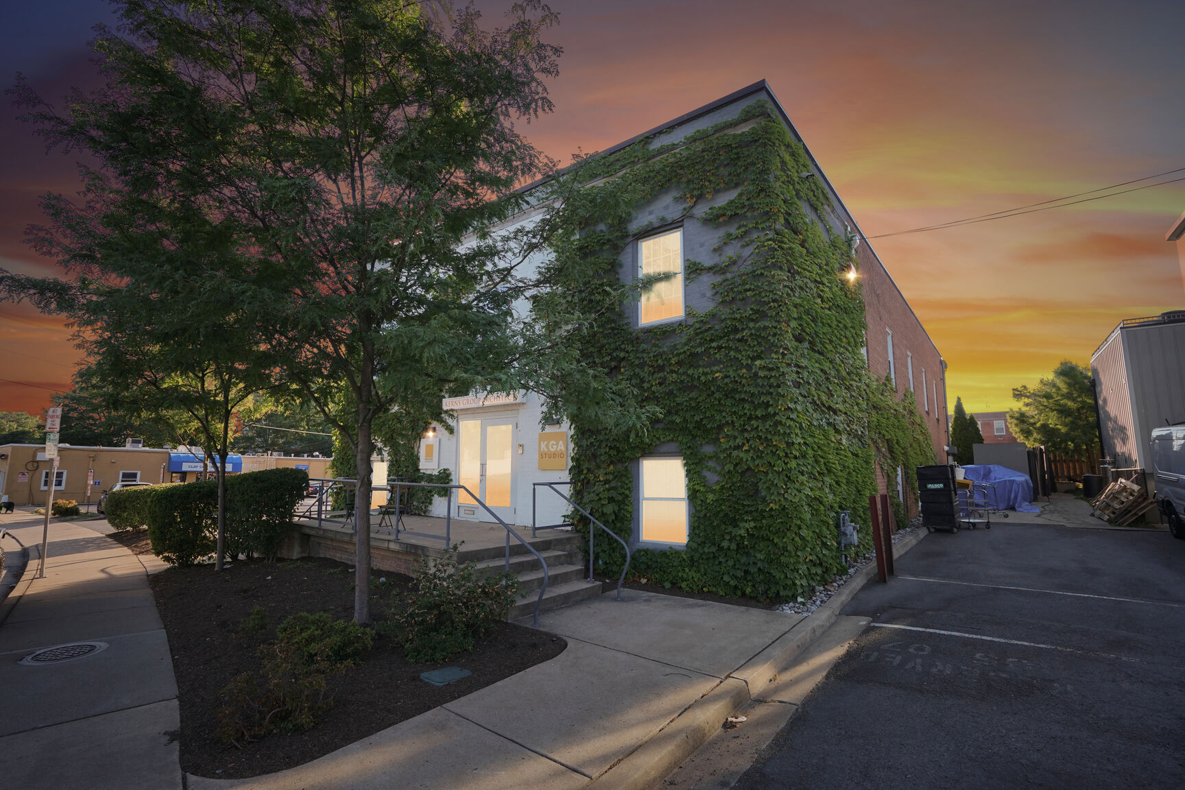 105 N Maple Ave, Falls Church, VA for Sale