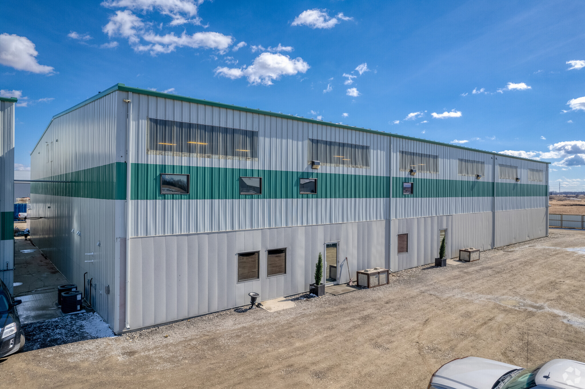 , High River, AB for Sale