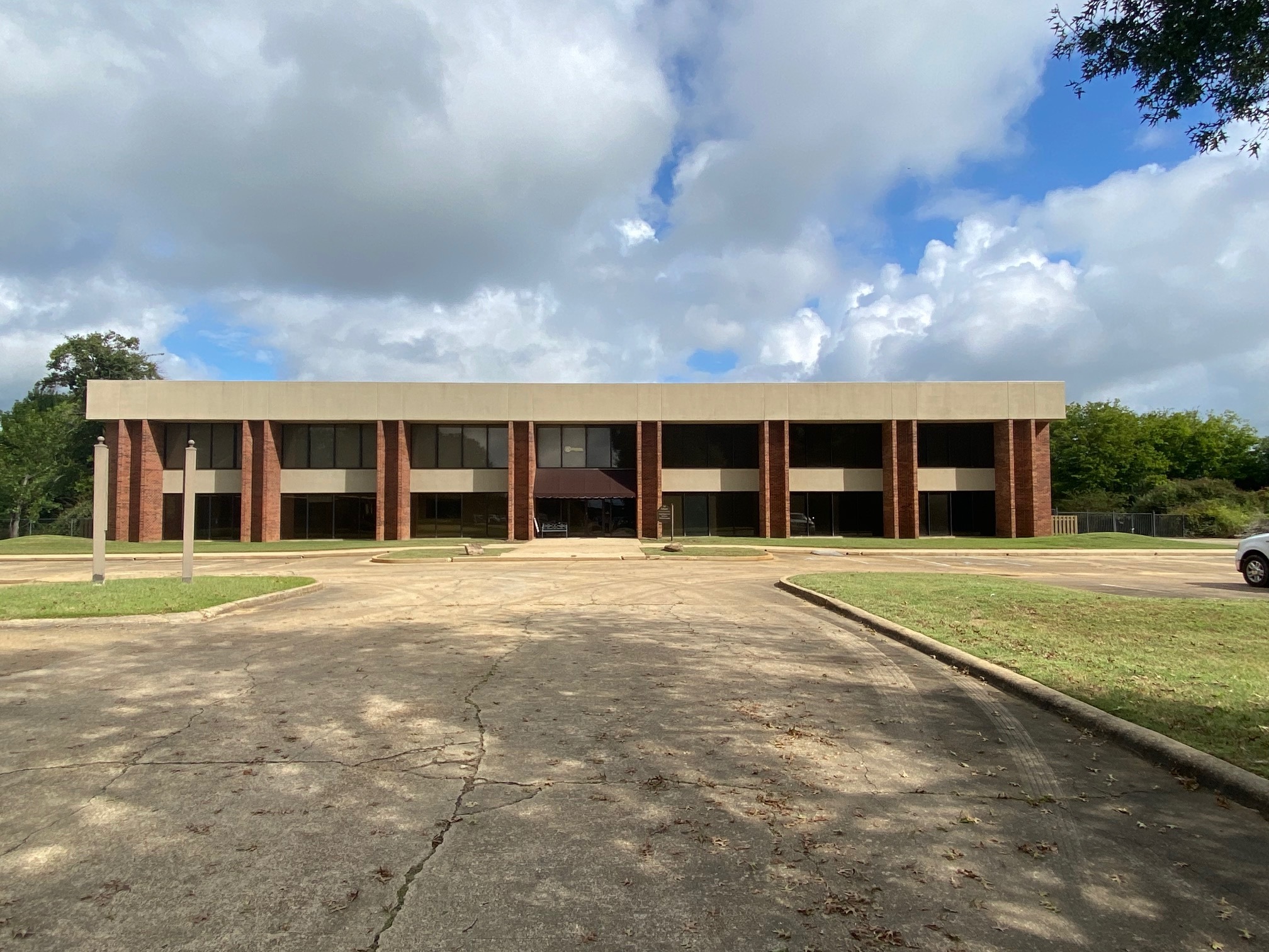 100 Park Gate Ext, Tupelo, MS for Rent