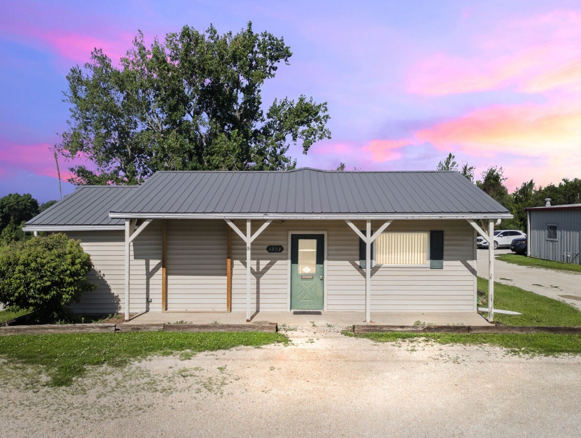 1203 N US Highway 65, Carrollton, MO for Sale