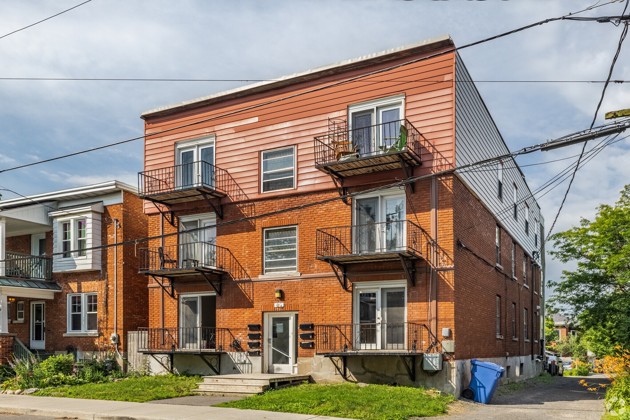 46 Carlyle Ave, Ottawa, ON for Sale