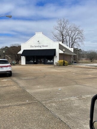 Tupelo, MS Retail - 144 S Industrial Rd Tupelo, MS Retail - 144 S Industrial Rd