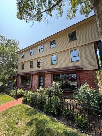South Glastonbury, CT Office - 931 Main St