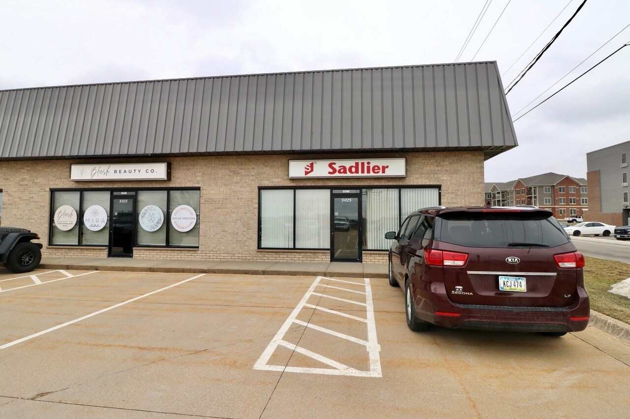 5025 Wolff Rd Dubuque, IA 52002 Office Property for Lease on