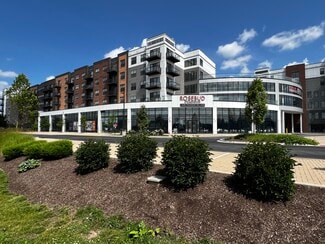 Wheeling, IL Retail - 500 W Dundee Rd
