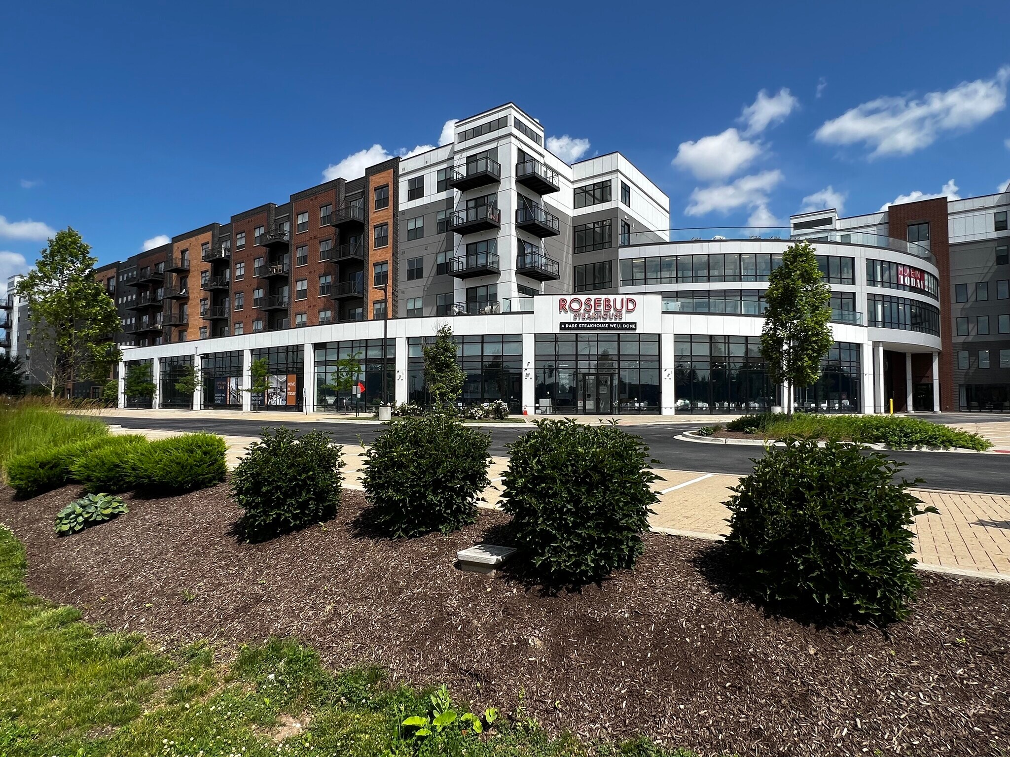 500 W Dundee Rd, Wheeling, IL for Rent