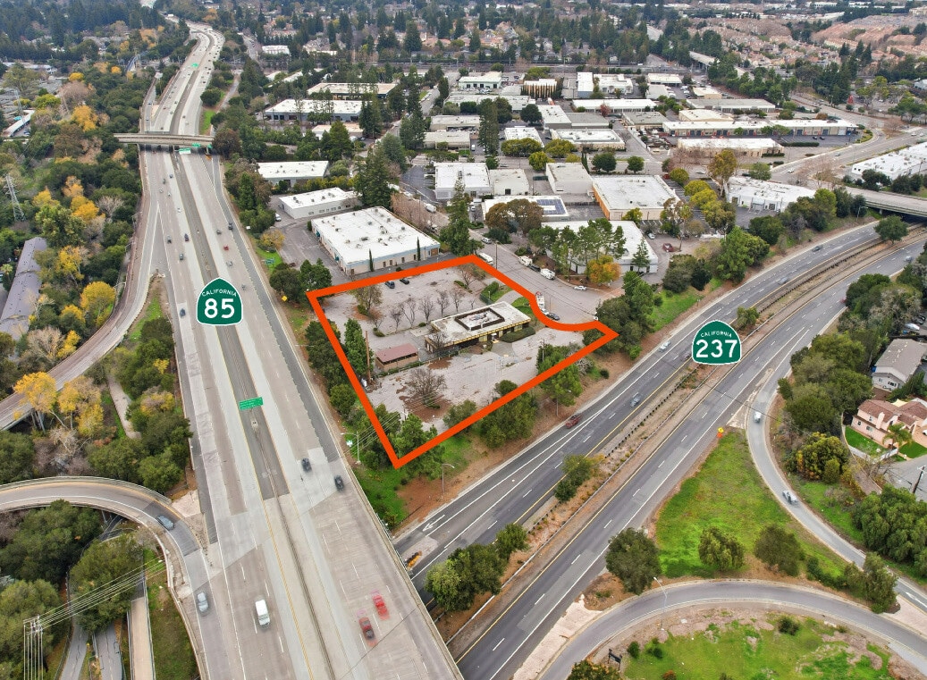 360 Pioneer Way, Mountain View, CA for Sale