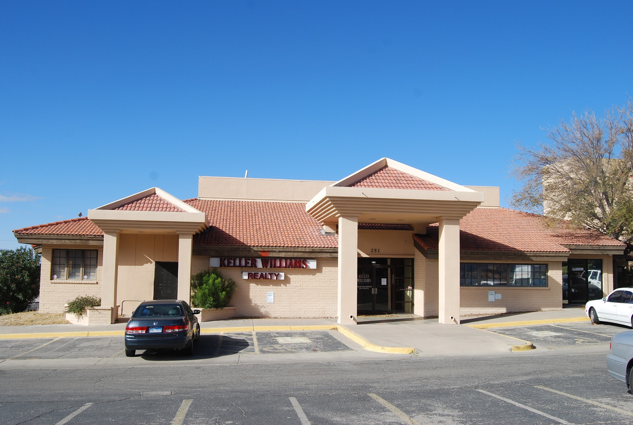 255 Shadow Mountain Dr, El Paso, TX for Rent