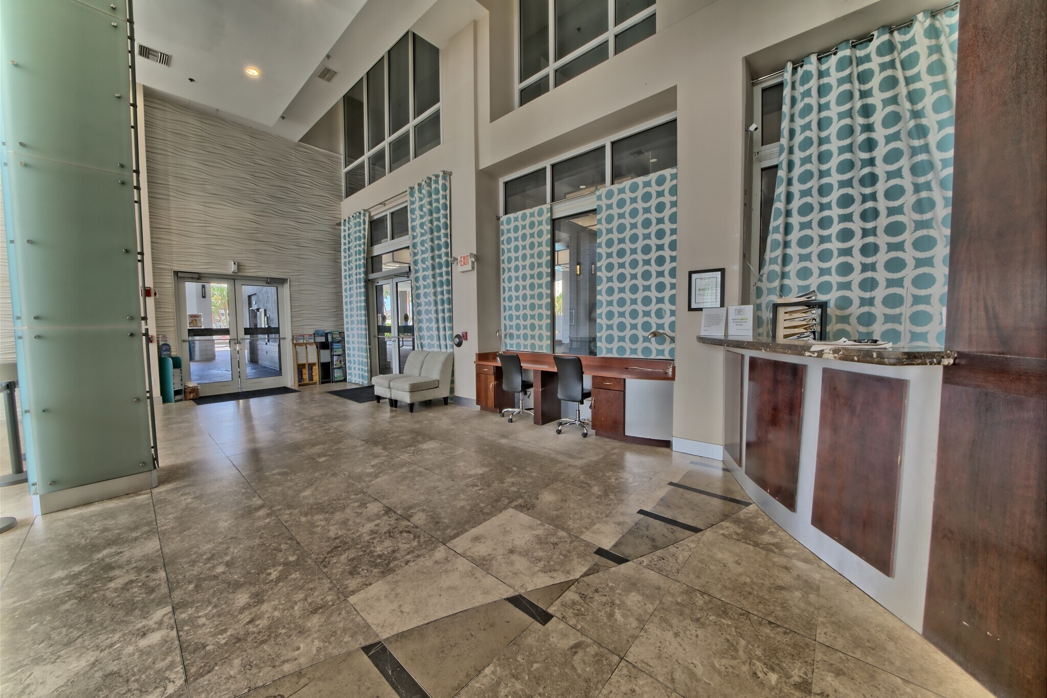9860 S Thomas Dr, Panama City Beach, FL for Rent