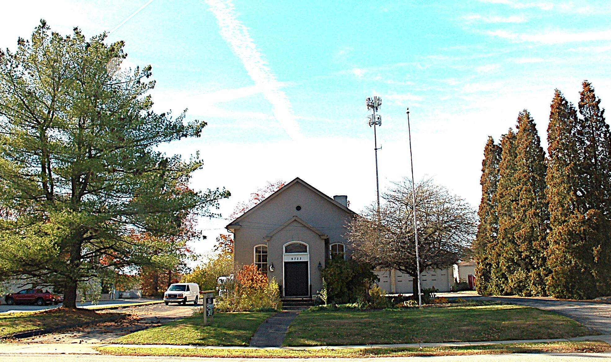 9722 Columbia Rd, Olmsted Falls, OH for Sale