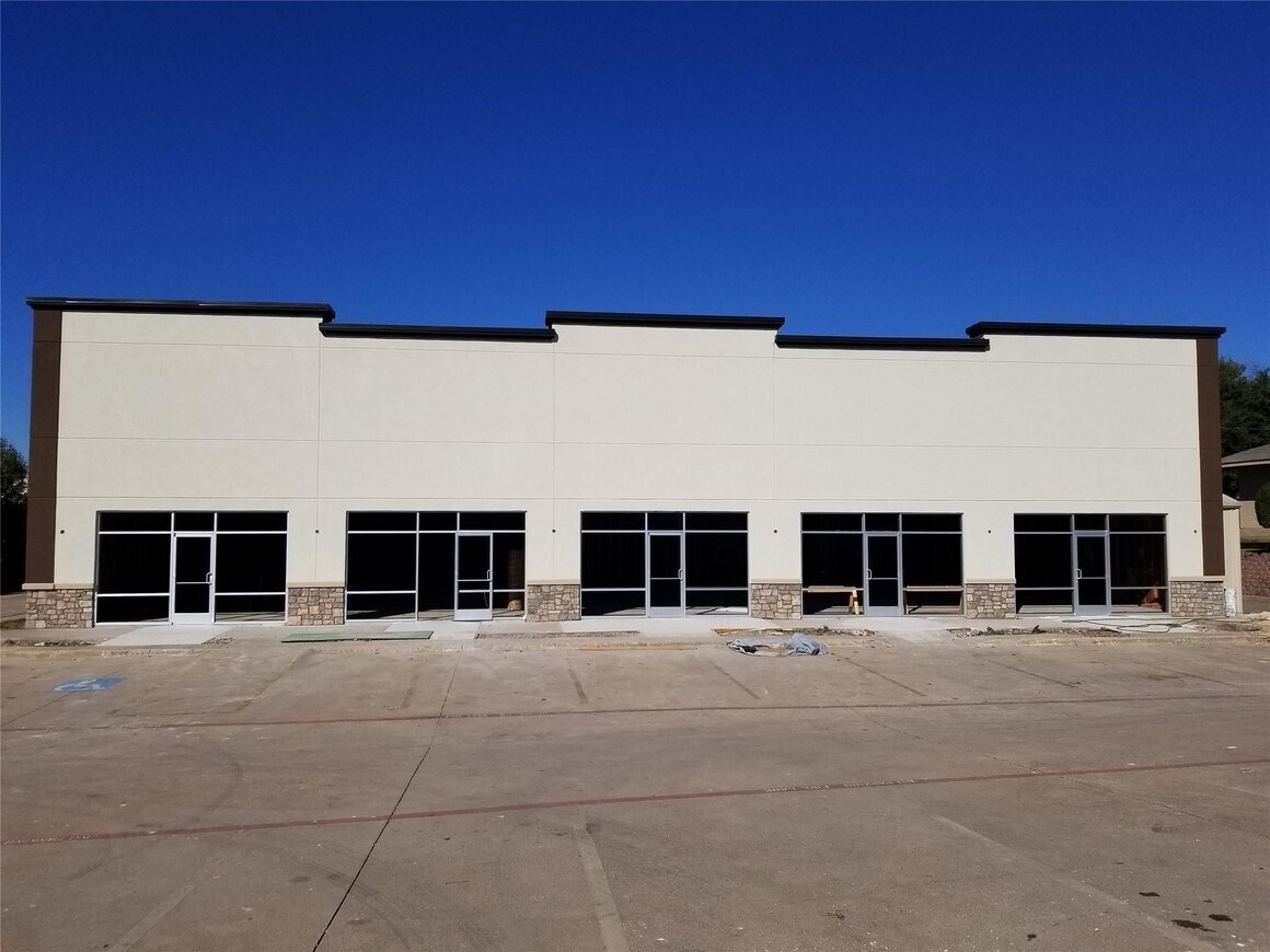 411 E Highway 67, Duncanville, TX for Sale