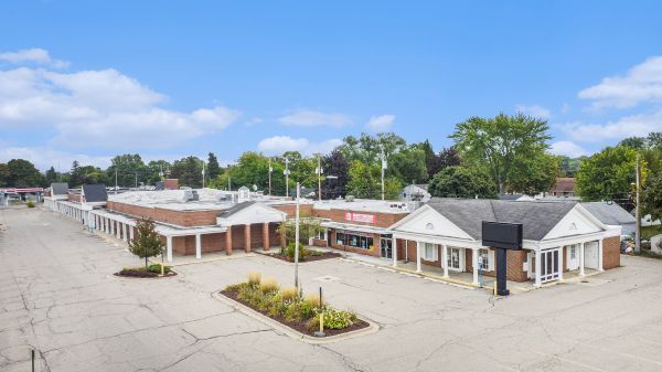 1601-1713 W Mount Hope Ave, Lansing, MI for Sale