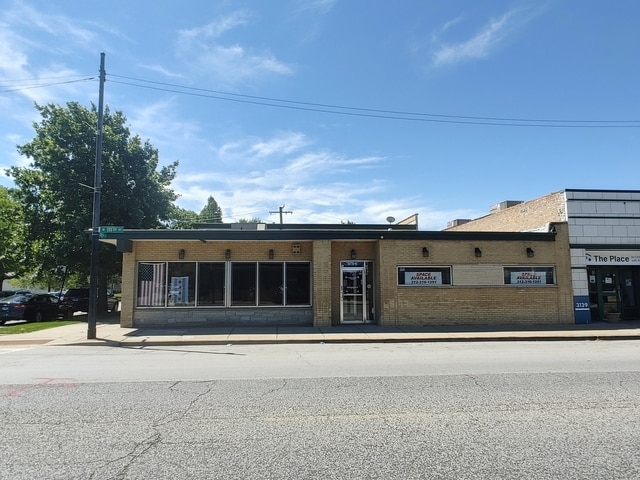 3135 W 111th St, Chicago, IL for Rent