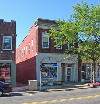 Riverhead, NY Storefront Retail/Office - 41 E Main St Riverhead, NY Storefront Retail/Office - 41 E Main St