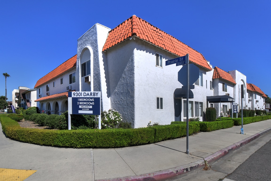 9301 Darby Ave, Northridge, CA for Sale