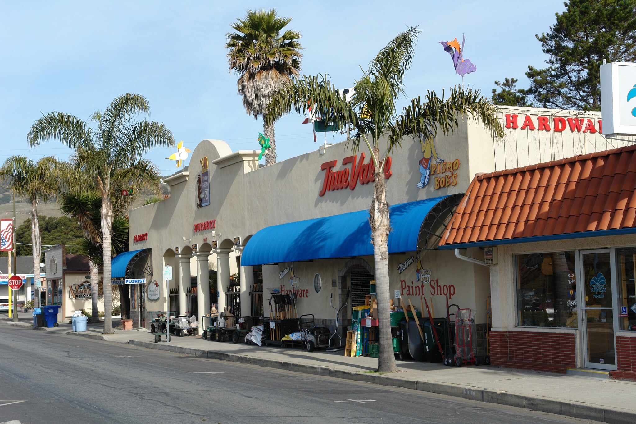 930-950 Price St, Pismo Beach, CA for Rent