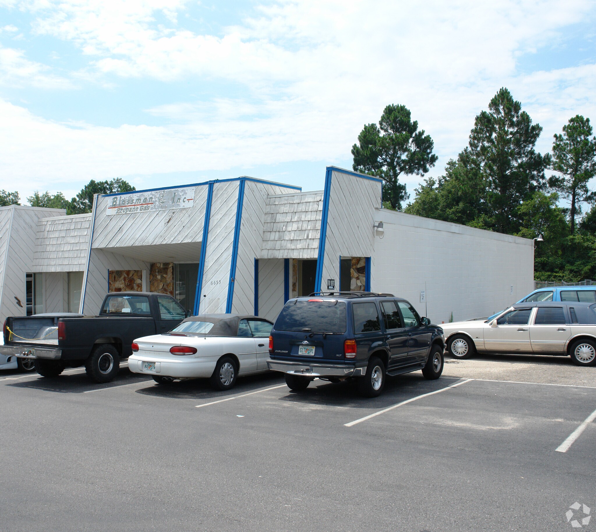 6655 Caroline St, Milton, FL for Sale