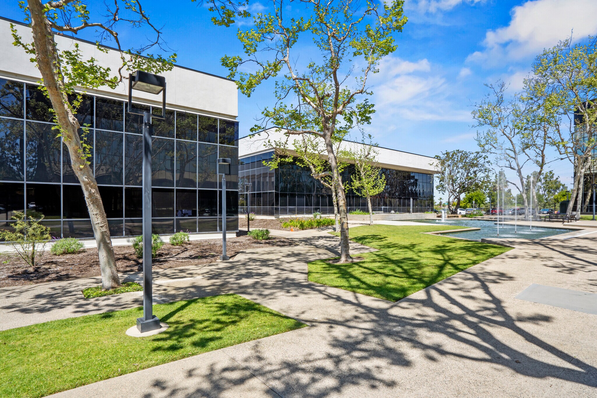 23421 S Pointe Dr, Laguna Hills, CA for Rent