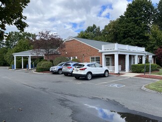 South Hadley, MA Retail - 494 Newton St