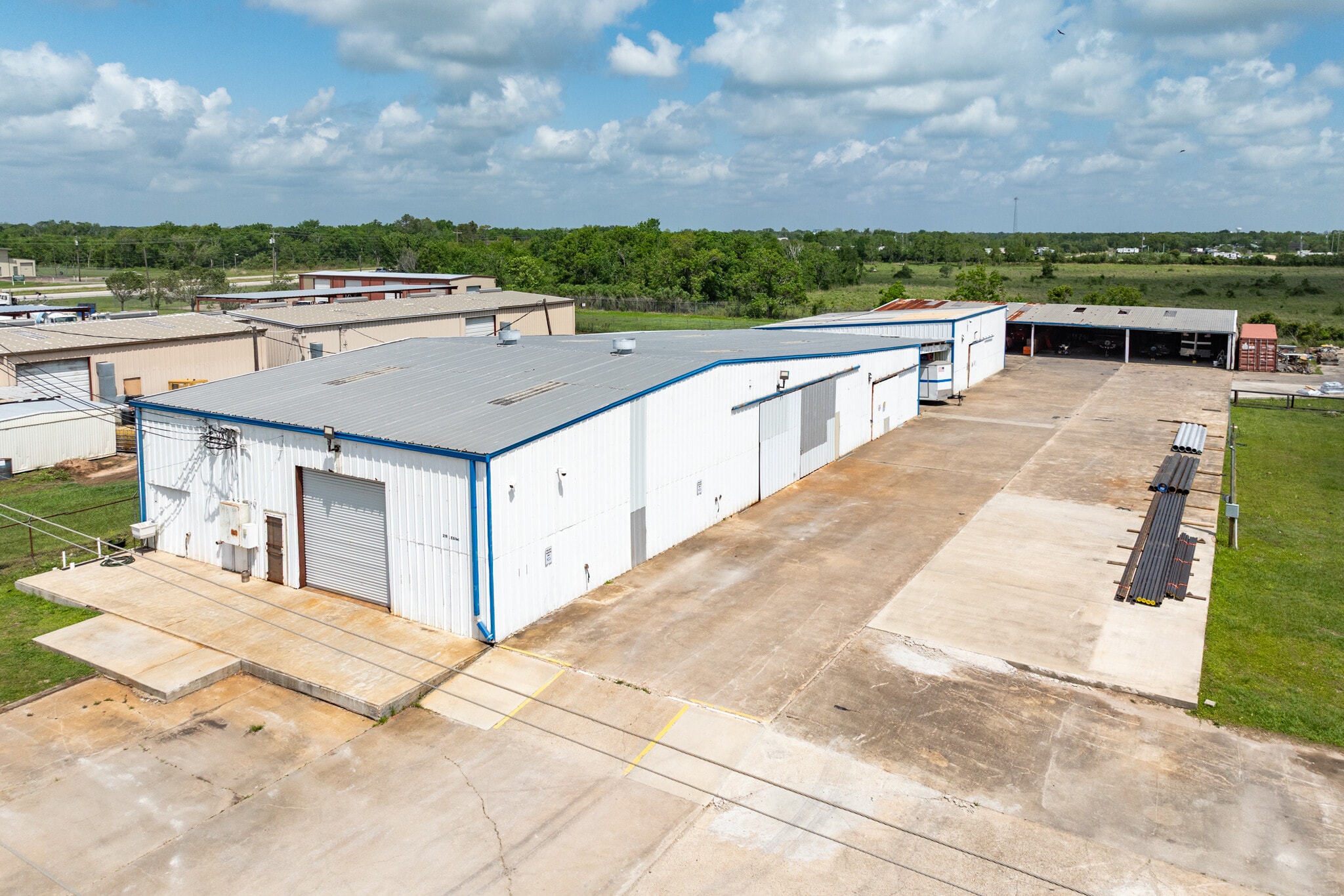 219 Legion Rd, Angleton, TX for Sale