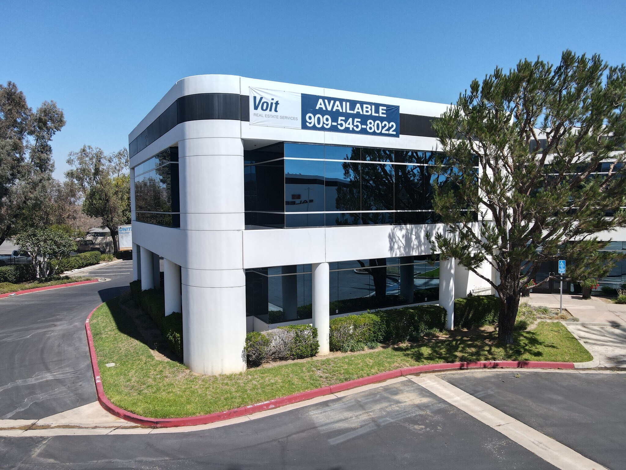 2755 Wardlow Rd, Corona, CA for Rent