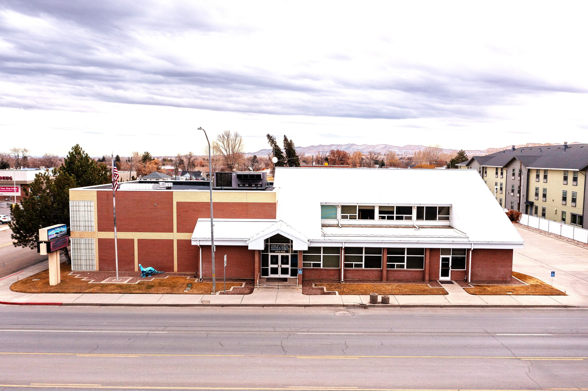 609 W Main St, Vernal, UT for Sale