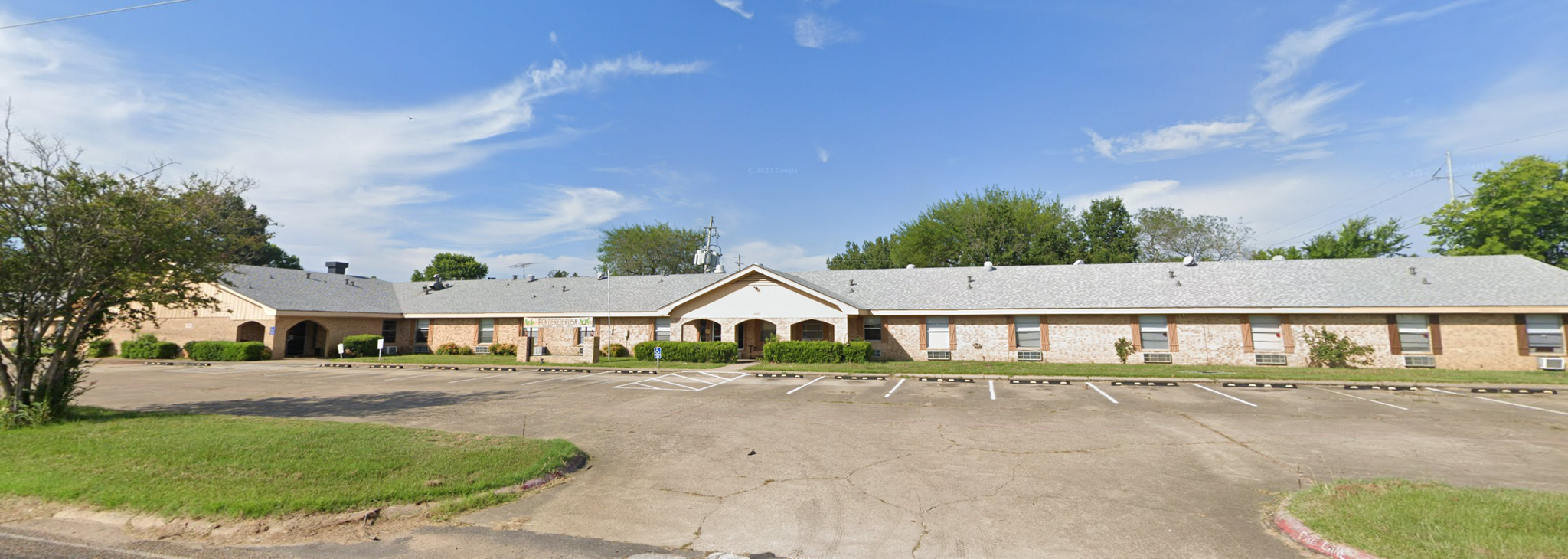 540 SE Front St, De Kalb, TX for Sale