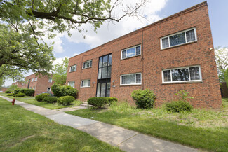 Maple Heights, OH Apartments - 5201 Warrensville Center Rd