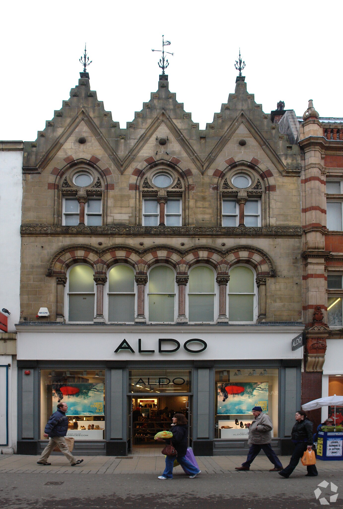 14 Commercial St, Leeds, WYK for Rent