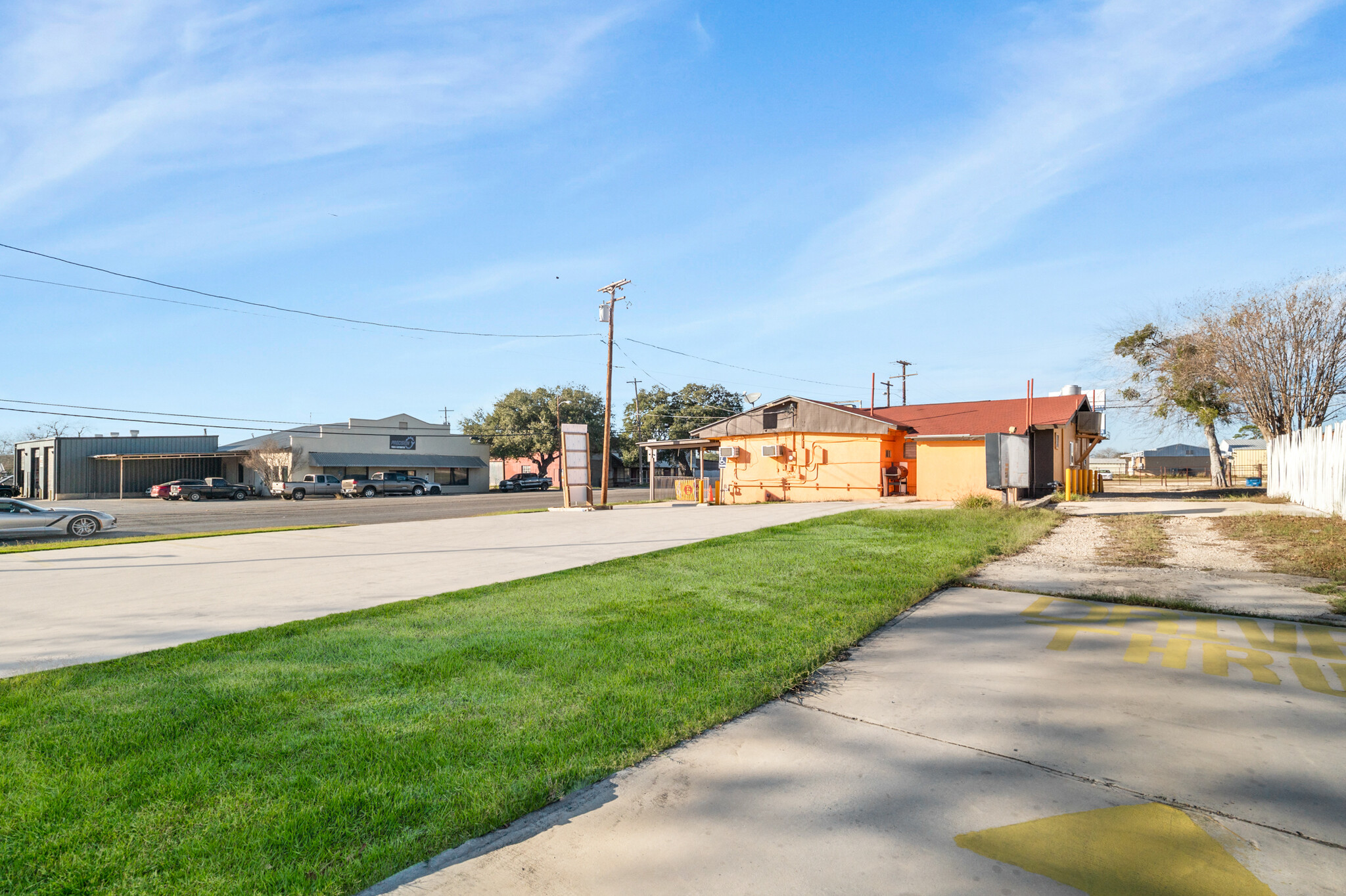 1710 Second St, Pleasanton, TX for Sale