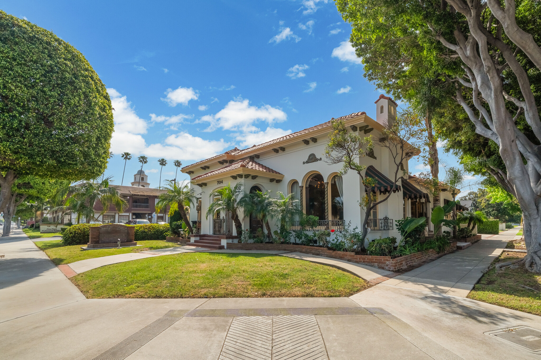 702-704 E Chapman Ave, Orange, CA for Rent