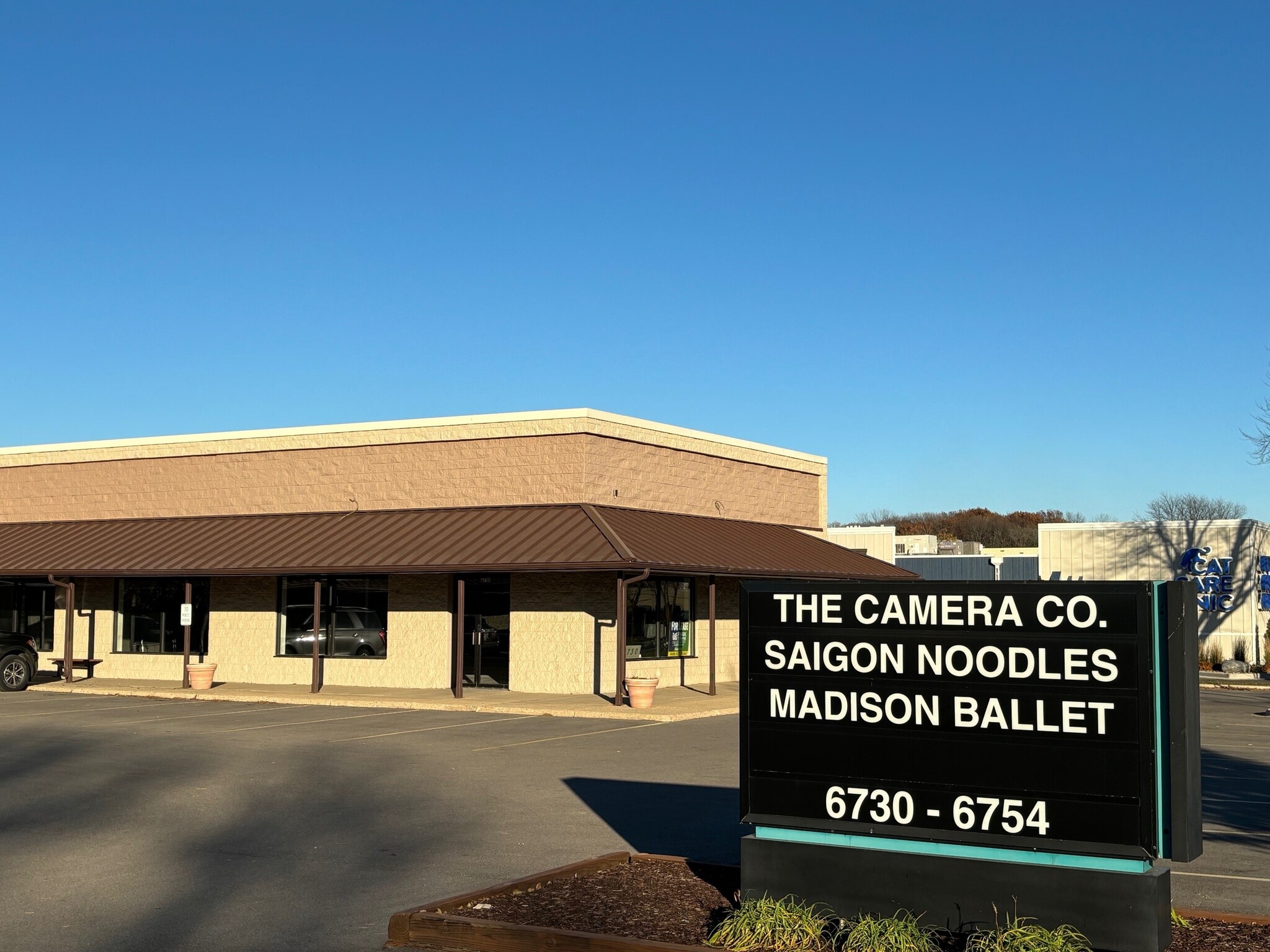 6730 Odana Rd, Madison, WI for Rent