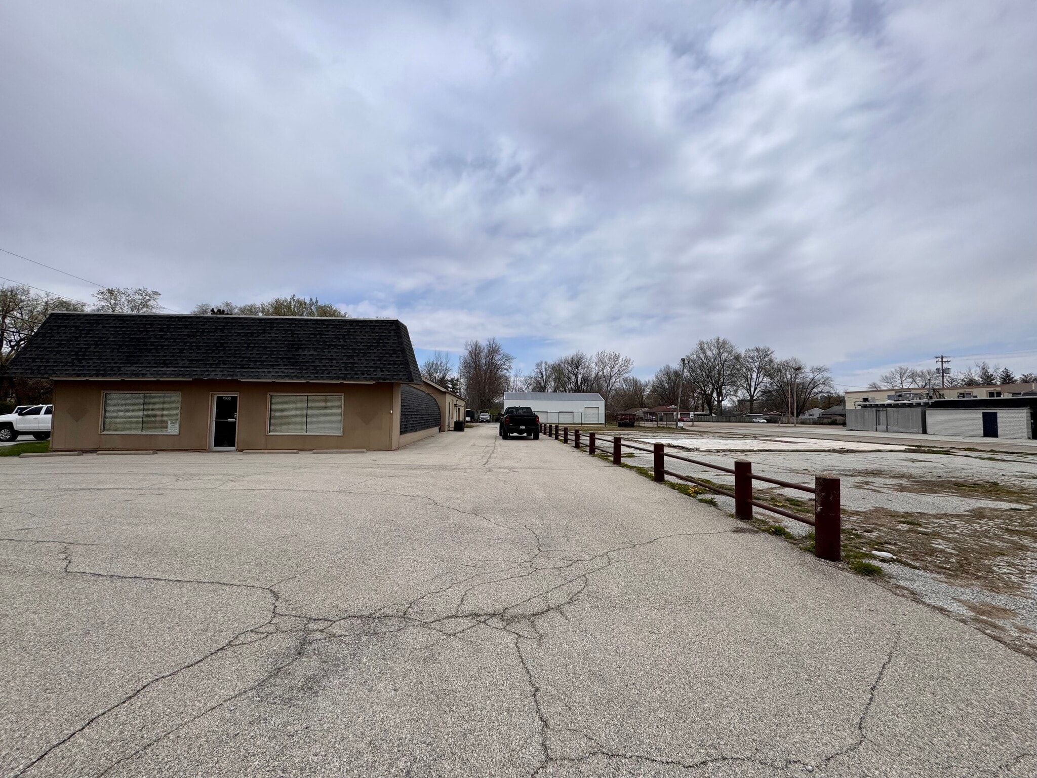 1508 W Jackson St, Macomb, IL for Sale