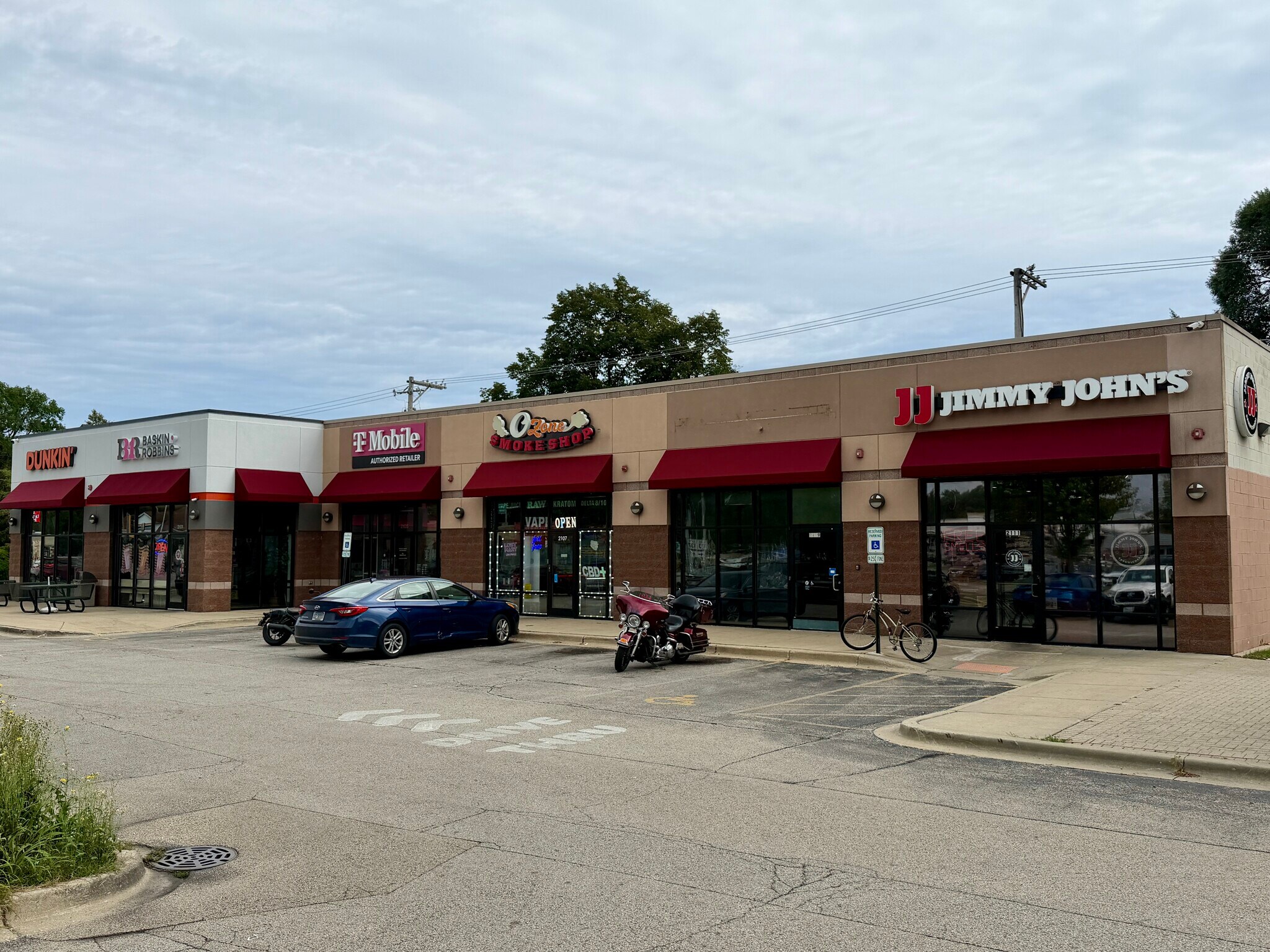 2101-2109 Sheridan Rd, Zion, IL for Rent