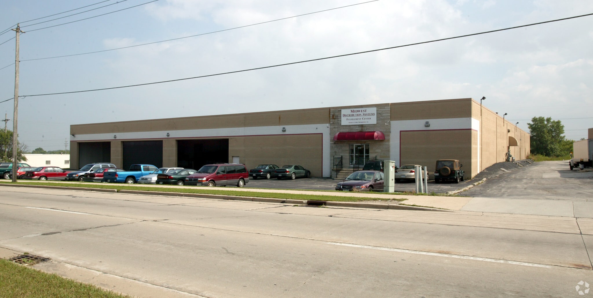 6555 W Mill Rd, Milwaukee, WI for Sale