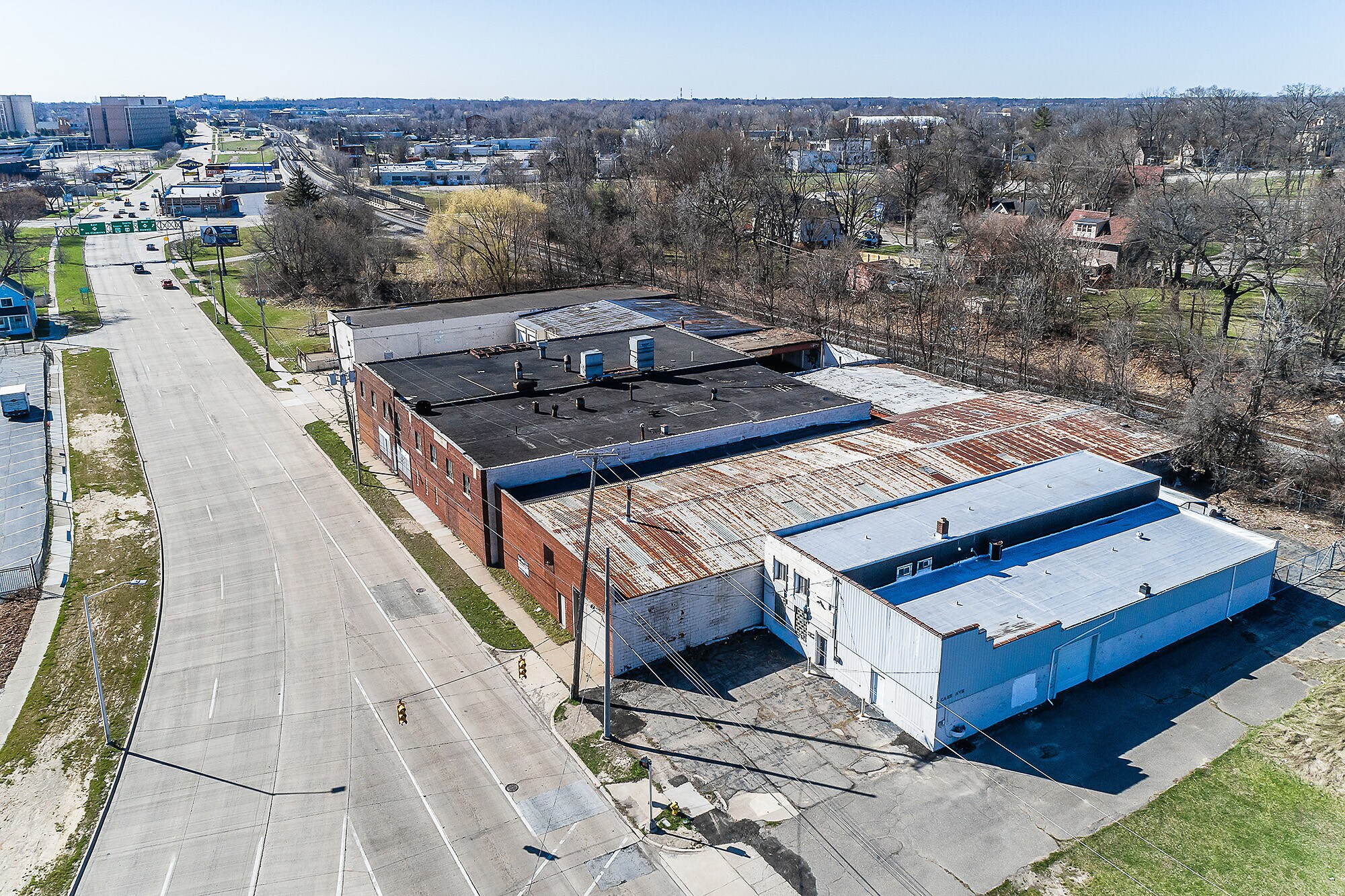 49700 Woodward ave, Pontiac, MI for Rent