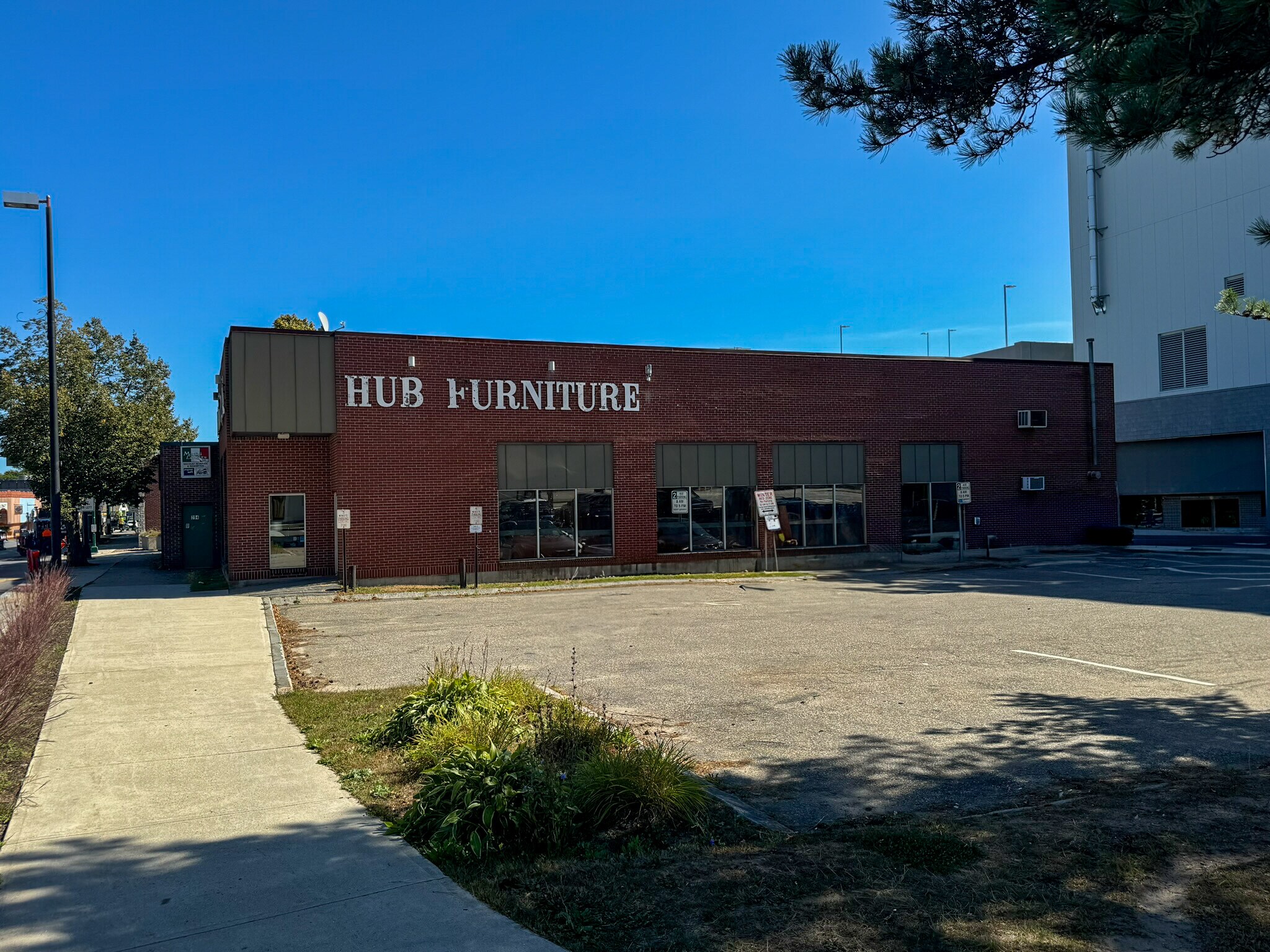 900 Main St, Westbrook, ME for Rent