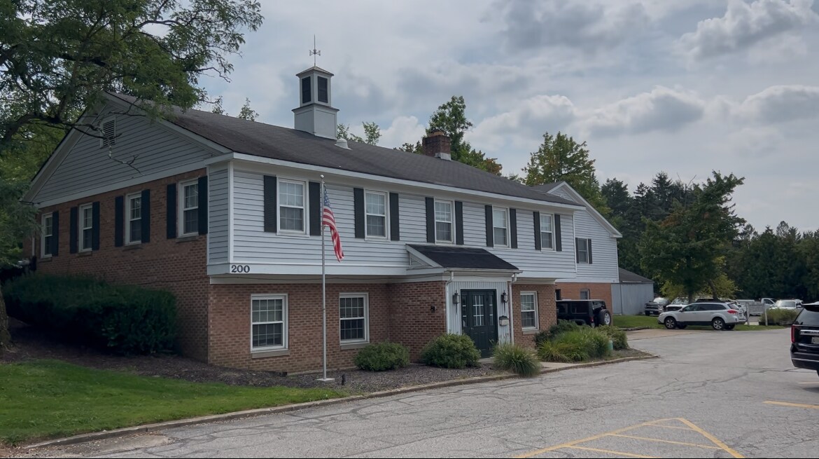 200 Industrial Pky, Chagrin Falls, OH for Rent