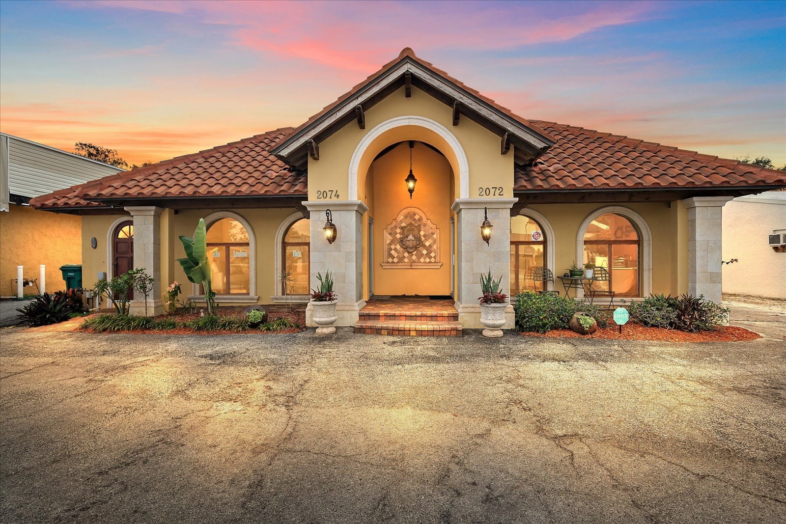 2072-2074 Constitution Blvd, Sarasota, FL for Sale