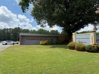 Charlotte, NC Storefront Retail/Office - 3035-3055 Freedom Drive