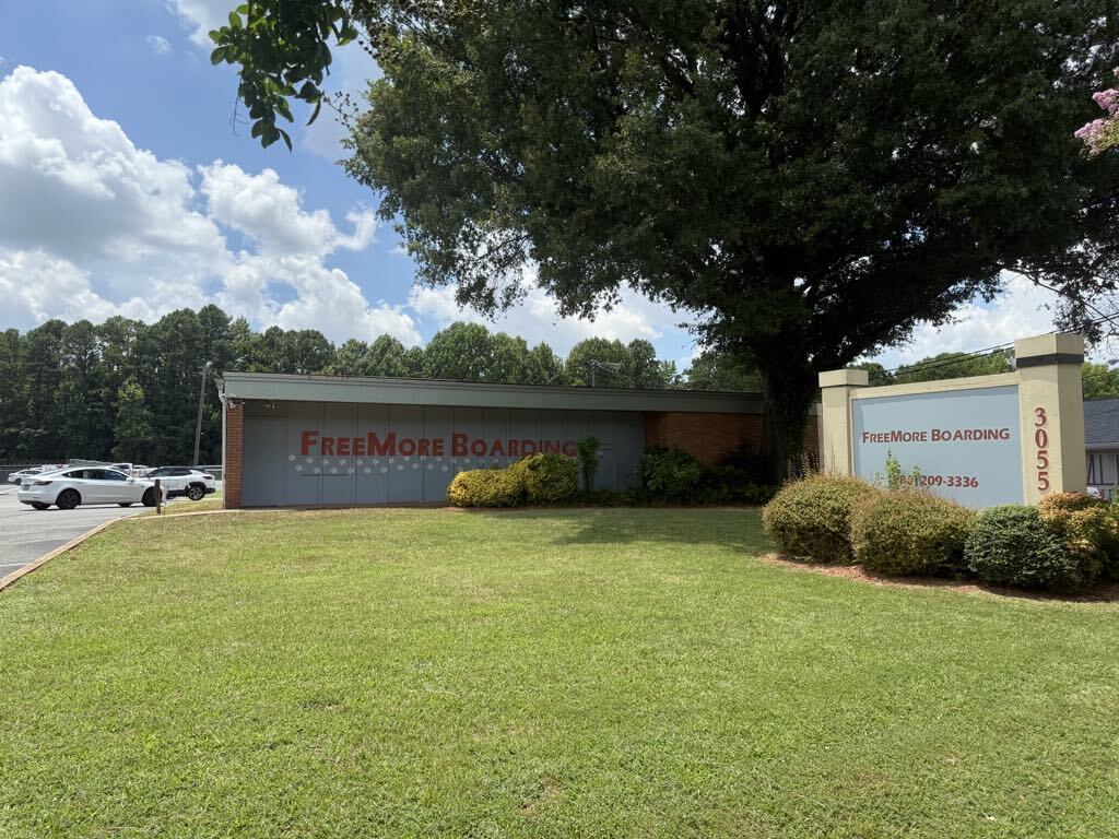 3035-3055 Freedom Drive, Charlotte, NC for Sale