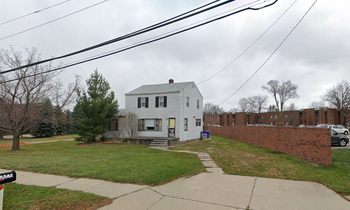 33420 Utica Rd, Fraser, MI for Sale
